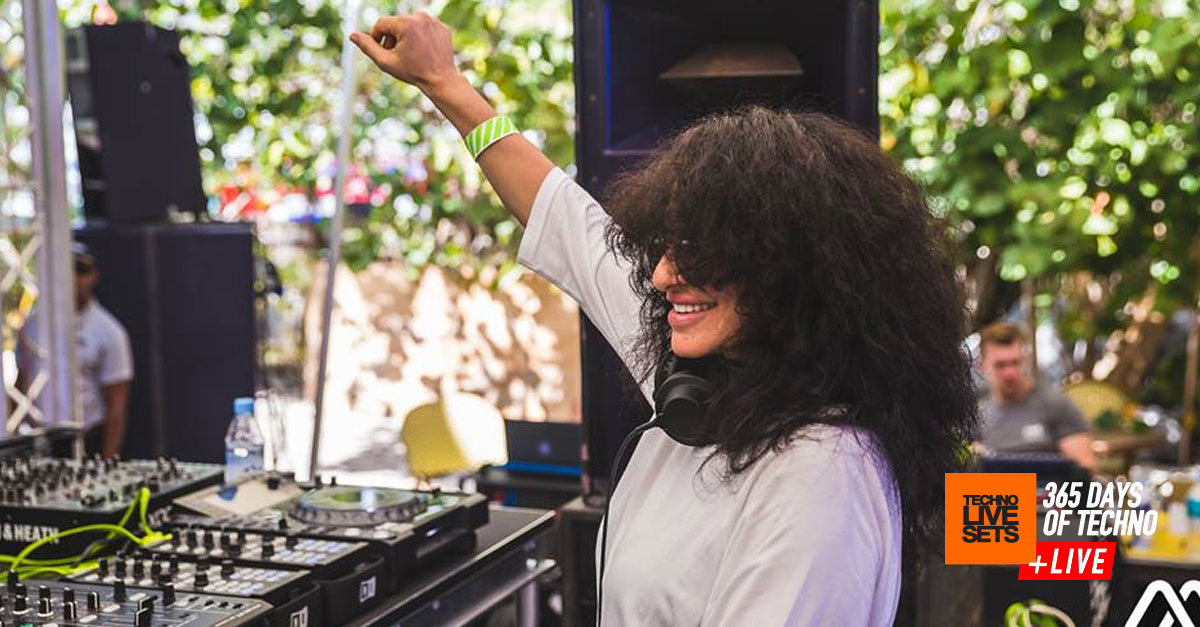 Nicole Moudaber - In the MOOD Podcast 106 - 04-05-2016