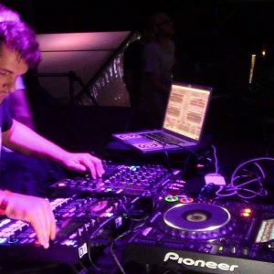 Florian Meindl Time & Space (DJ-Mix) 30-11-2016